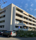 Einstellhallenplätze am Forstweg 56